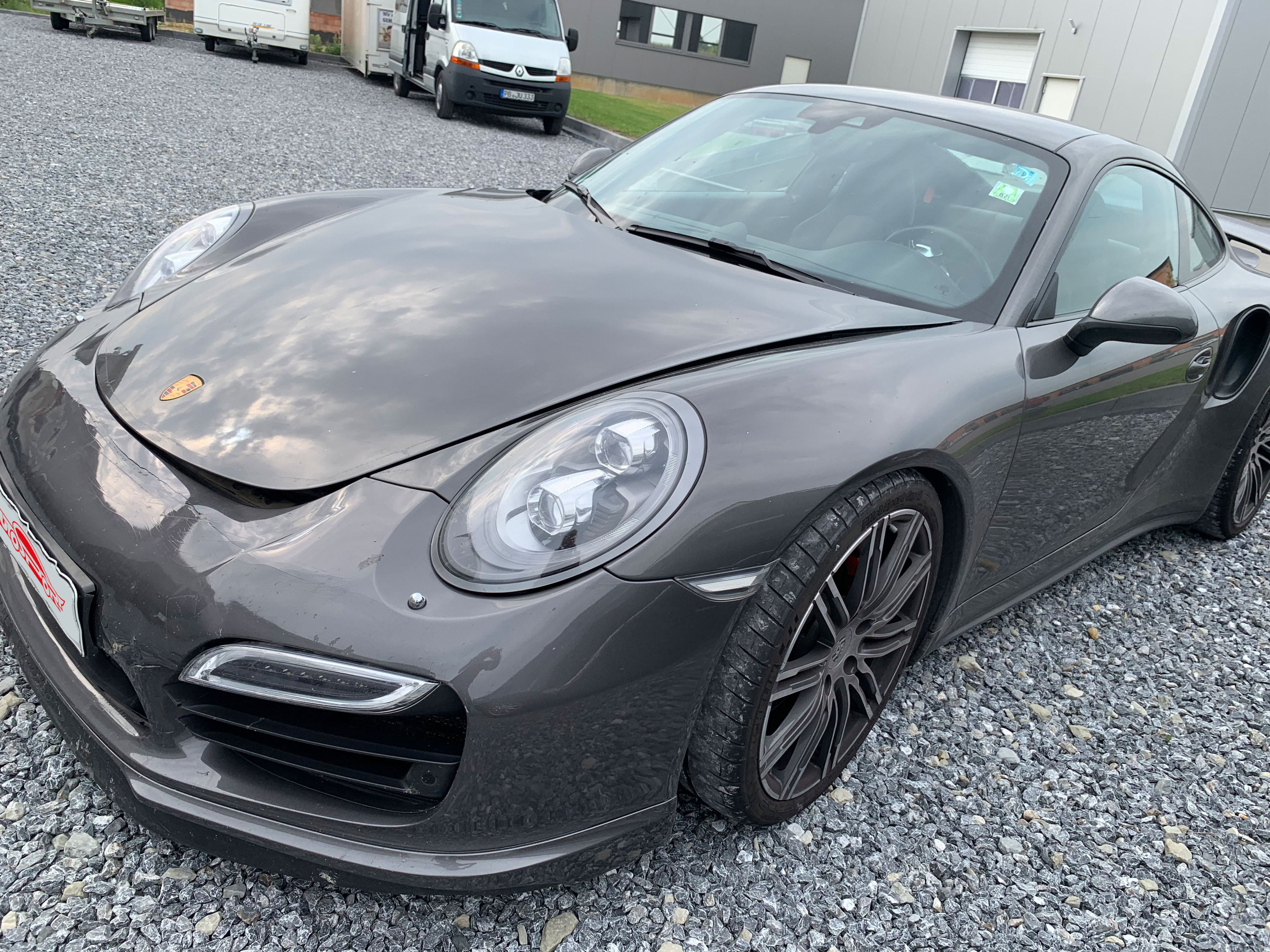 Porsche Unfallschaden 2